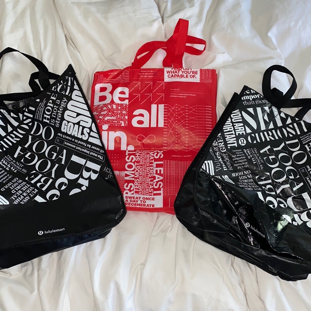 Lululemon bags